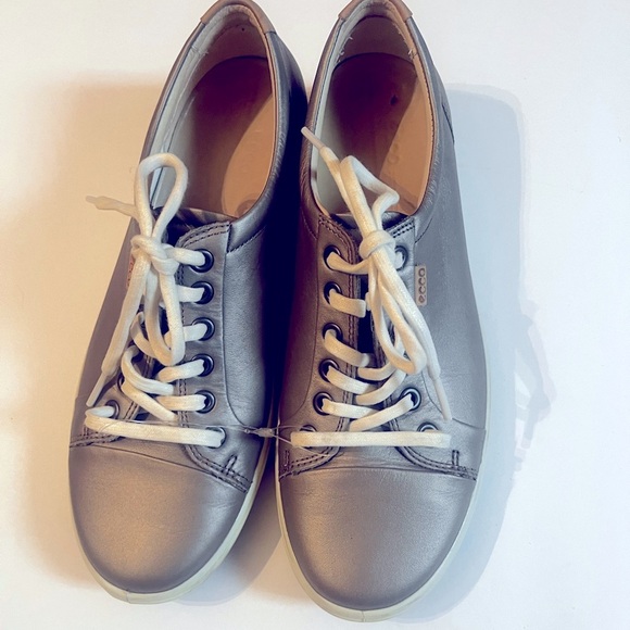 Ecco Mens Sz 9 Gray Leather Lace Up Casual Sneaker Shoes - Picture 5 of 7